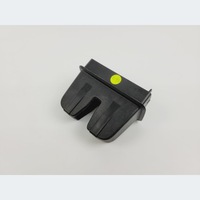 фото thumb №1, Защита замка багажника vw passat b8 sedan