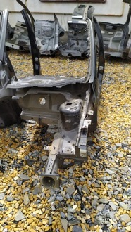 фото thumb №2, Ford focus mk3 чверть ліва підкрилок лонжерон