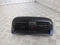 фото thumb №1, Решётка обдув средняя mazda 626