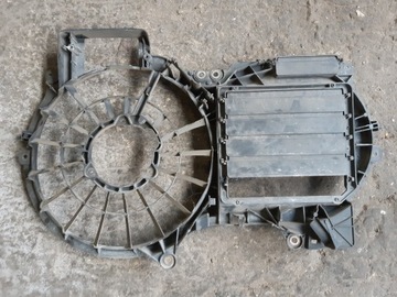 фото thumb №1, Audi a6 c6 2.0 tdi корпус рамка вентиляторов 4f0121003d