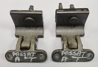 фото thumb №1, Петли крышки багажника зад vw passat b5 3b9827301e