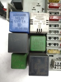 фото thumb №9, Opel модуль блок керування коробка запобіжників 90483753 європа