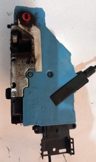 фото thumb №1, Замок двері лівий задня peugeot 207 1.4 hb 2011