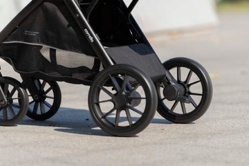 Lekki Wózek Spacerowy Carrello Nero | Pear Green