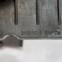 Volvo v40 2 d4 2,0d 2014 основание аккумулятор 31301934 31301935 Оригинал, фото thumb