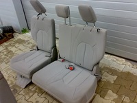 фото thumb №1, Chrysler pacifica 17-21 заднє сидіння сидіння 3 ряд матеріал підлога