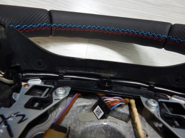 фото thumb №13, Bmw f10 f11 f12 f01 f02 f06 f07 руль sport м-пакет лепестки