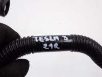 Пабтрубок  шланг трубка воды 1504722-00-a tesla model 3 3d3 3d5 21r Недорого, фото thumb