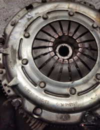 фото thumb №6, Комплект зчеплення vw passat b3/b4 3a2, 35i 037105273c 1.9l дизель 1995