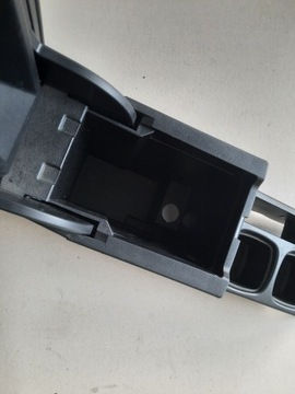 фото thumb №8, Suzuki s-cross sx4 16- рестайлинг туннель средний подлокотник бардачок европа