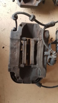 фото thumb №5, Суппорты задняя audi q7 3.0 tdi