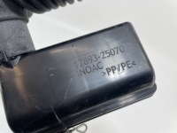 фото thumb №13, Забірник  повітропровід труба трубка  повітря toyota rav4 v 17881-25050 2018-