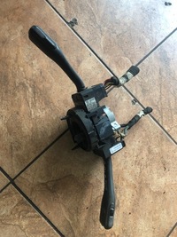 фото thumb №1, Переключатель комбинированный volkswagen оригинальный номер 8l0953513g