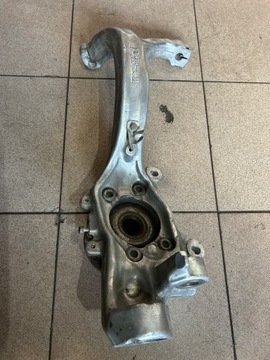 фото thumb №10, Поворотный кулак ступица большая правая перед audi a6 c6 оригинал красивая