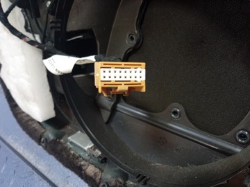 фото thumb №4, Porsche cayenne i оббивка боковина двері зад правий