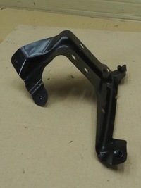 фото thumb №8, Тримач кріплення крила ліві seat ateca 575821167b