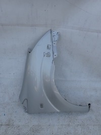 фото thumb №1, Toyota corolla verso 04- крила правий перед передній