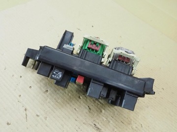 фото thumb №15, Коробка запобіжників bsi chrysler 300c p05087269a