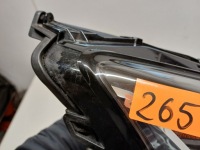 Lexus is рестайлинг  16- фара правый  передняя full led - к ремонта или на запчасти Недорого, фото thumb