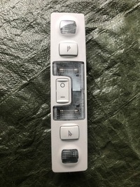 фото thumb №1, Лампа освещение кабины a6 c5 lift 4b0947111