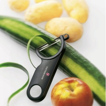 Obieraczka Victorinox 7.6073.3 Czarna