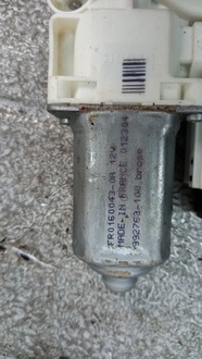 фото thumb №4, Моторчик стекло левый задняя ford c-max mk1