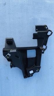 фото thumb №1, Кронштейн кронштейн направляющая бампера правое renault austral 628621076r