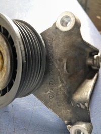 фото thumb №5, Mercedes c43 w205 кронштейн ролик натягувача