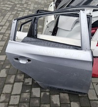 фото thumb №1, Дверь задние задняя правое правый subaru xv ii 2 2017-
