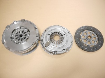 фото thumb №3, Audi колесо двомасовий зчеплення 0cs105266l 0cs141015k оригінал