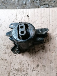 фото thumb №1, Kia carens i40 1.7 crdi подушка кронштейн двигуна