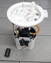 фото thumb №1, Насос топлива volvo xc40 32139301