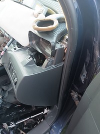 фото thumb №15, Toyota avensis t25 sedan hb універсал прокладка двері ліва права перед зад