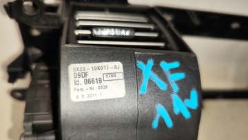 фото thumb №6, Решітка повітропровід середня jaguar xf x250 2011 eu