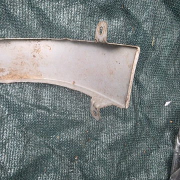 фото thumb №8, Накладка кронштейн задньої лампи toyota avensis t25 sedan 1999-03r
