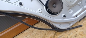 фото thumb №14, Двері лівий зад задні сріблястий golf v plus