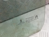 фото thumb №3, Скло задня задня права citroen c4 picasso ii 2015r