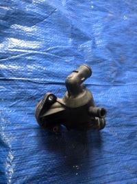 фото thumb №1, Корпус термостата audi a1 8x 1.6 tdi 14r 03l121111r