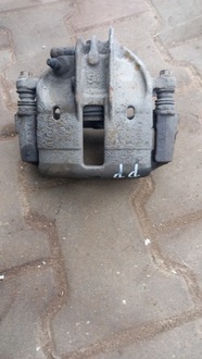 фото thumb №1, Суппорт правый перед volvo v40 03r hb