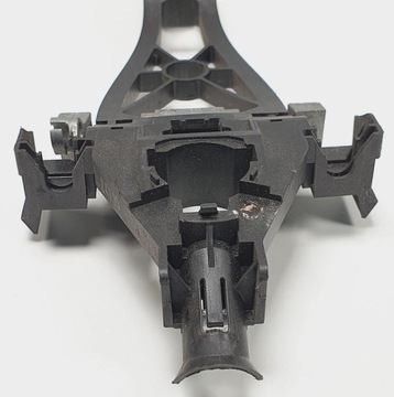 фото thumb №3, Основание ручка дверь левый зад volvo v50 30663865