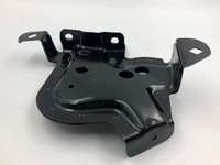 фото thumb №7, Напрямна кронштейн кронштейн крила правий перед do audi e-tron 4ke821150