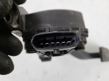 фото thumb №5, Kia sportage ii 09r 2.0 crdi педаль газу європа 32700-1fxxx l3