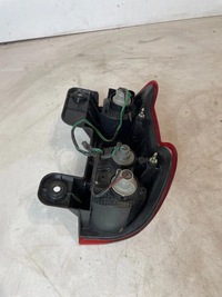 фото thumb №8, Лампа задня задня ліва nissan nv200