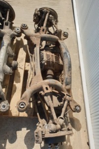 Дифференциал подрамник задний  подвеска подрамник поворотный кулак ступица суппорты приводной вал Киев, фото thumb