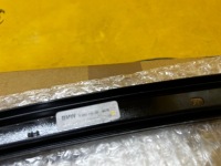 фото thumb №9, Направляющая стекло дверь задняя правый правая блеск bmw 5 g30 m5 f90 nowa oem