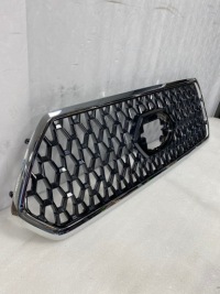 Решітка радіатора решітка  бампера перед toyota tacoma 17-23 Доставка, фото thumb