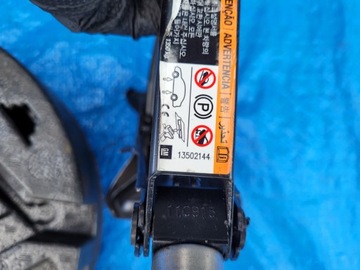 фото thumb №8, Запчасти | astra j набор ремонтный изменения колёса ключ домкрат 13348507