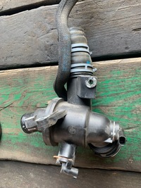 фото thumb №4, Mercedes e klasa w212 cdi термостат корпус