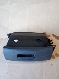 фото thumb №1, Бардачок сиденья 5g0882600a volkswagen golf vii caddy