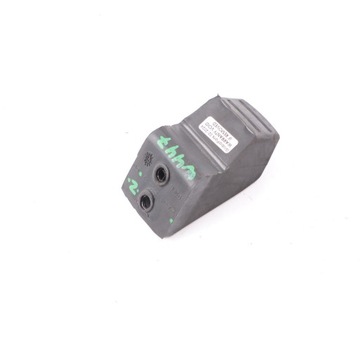 фото thumb №11, Mercedes vito w447 резиновый ограничитель боковой дверь a4477330072